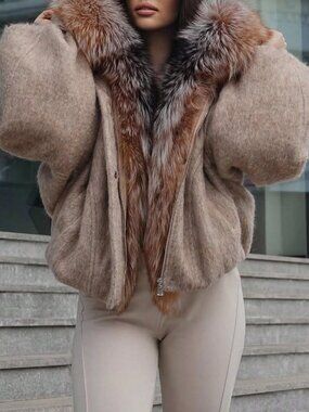 Khaki Preppy Women's Loose Fuzzy Zipper Contrast Faux Fur Jacket